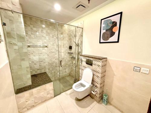 2 Bed w/Balcony @ GoldCrest Mall DHA - image 12