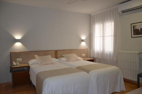 Hotel Balaguer - image 14