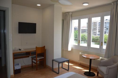 Hotel Balaguer Room Type - Double or Twin Room with View