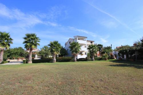 Apartments and Rooms Ana Pomer - image 2