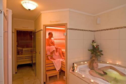 Gyógyfürdő, Gasthof Hotel Reif in Konigstein