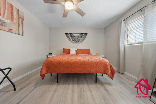 Chapala Charm 6BR Family Oasis - An Irvie Home in Albuquerque, USA