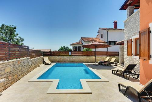 House Jurman - image 2