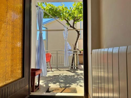 Apartment image 10
