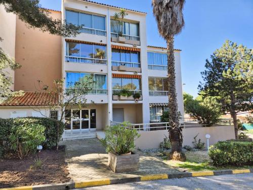 Charmant studio, 3 couchages, lumineux, 500 m de la plage et des commerces... in แซงต์ มองดรีเย ซูร์ แม