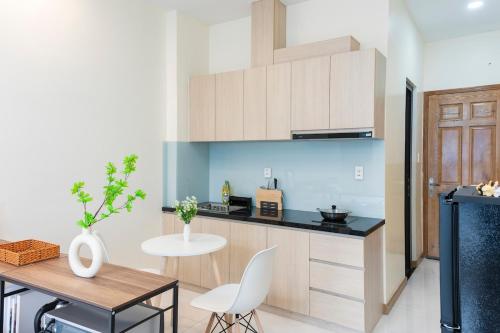 Spacious 1BR Studio Private Sleek Cozy and Escape