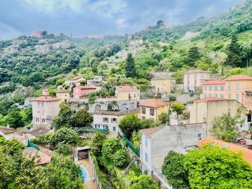 Surrounding environment, Maison Azurelienne in Menton