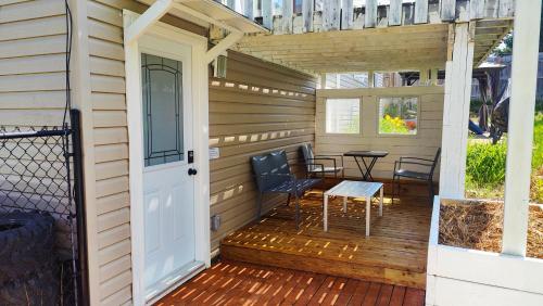 Facilities, Private little Zen guestroom free parking in Lower Sackville