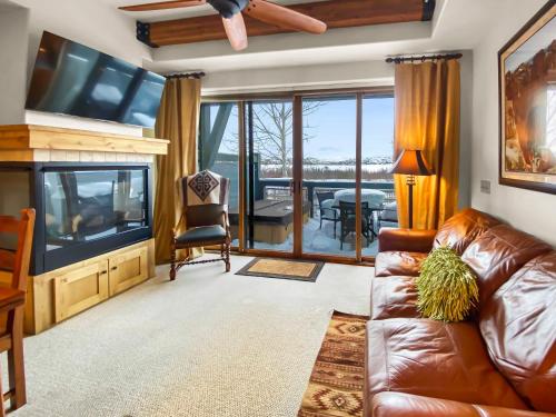 36 Sweet Newpark Townhome on the Creek by SkyRun Park City