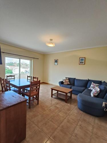 ห้องส่วนกลางสำหรับนั่งเล่น/ดูทีวี, Apartmento Dhimant in โปโกปาร์ติโด
