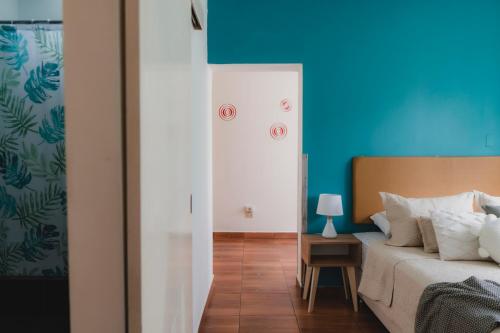 Triple Room with Private Bathroom image 4