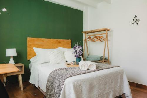Double Room with Shared Bathroom image 4
