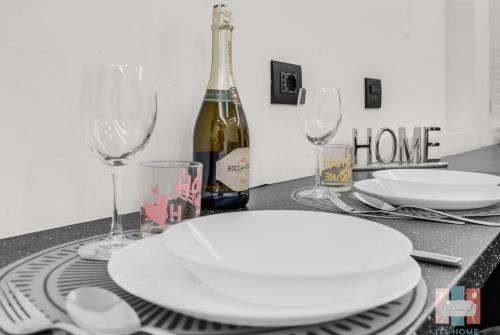 PAB60 -Crescenzago-Luxury Blue House 4