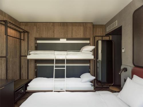 Park Inn by Radisson Oslo - main image