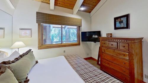 Holiday Home image 10