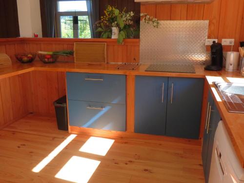 virtuve, Résidence Poulain (Residence Poulain) in Cuzy