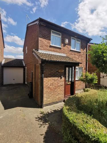 Detached 3 Bedroom House in Leicester with Private Parking gîte à louer Leicestershire Partnership NHS Trust
