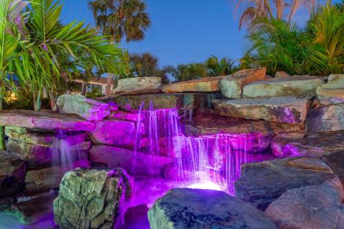 Tropical Beach Resorts - Sarasota in Sarasota, USA