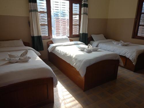 Comfort Triple Room with Shower room in Pokhara Metro Eco Hotel