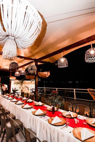 레스토랑, Hotel Peten Express in 플로레스