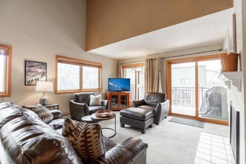 Condo with Pool & Hot Tubs, Free Shuttle in Vail, USA