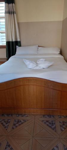 Single Room image 3