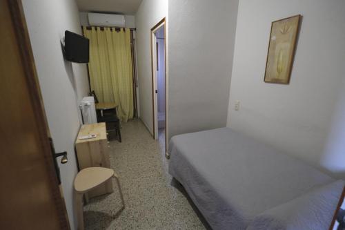 1 twin bed