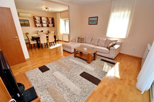 索索公寓 (Apartments Soso) in 東茲斯托里弗