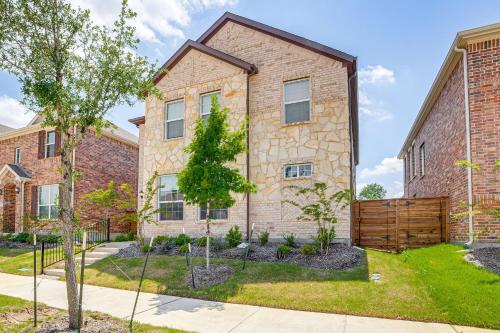 8 Mi to Celebration Station: Family Getaway! in Balch Springs (TX)