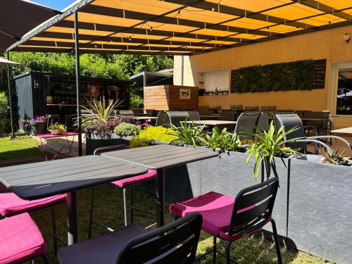 Hotel Restaurant La Desirade in Saint-Desirat