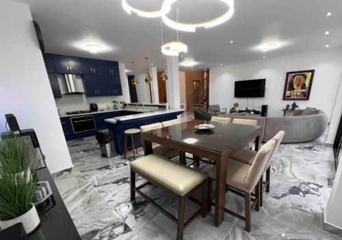 Elegant, Modern style Villa in Playa Nueva Romana2 in La Caña