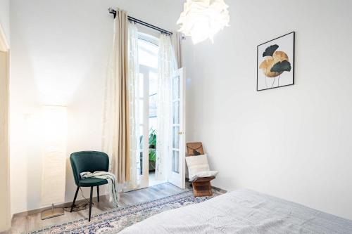 Central - Comfy - Large - image 9