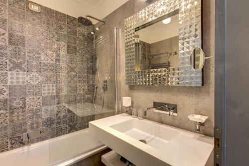 Parlamento Boutique Hotel - image 11