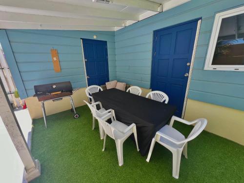 The Gold Vacation Villa in Santa Cruz