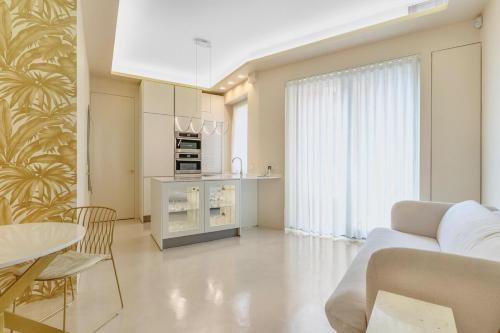 Luxury Velasca Apartment, Milan