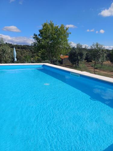 泳池, 聖路易斯鄉村民宿 (Monte da Fonte Santa de Sao Luis) in 布朗庫堡