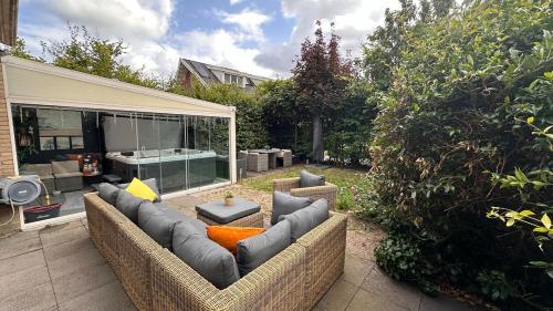 花園, Modern and luxury vacation house, private Jacuzzi in 祖特爾梅爾