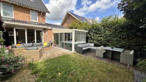 花園, Modern and luxury vacation house, private Jacuzzi in 祖特爾梅爾