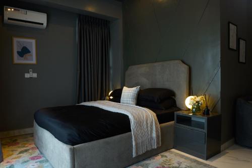 Two-Bedroom Apartment image 8