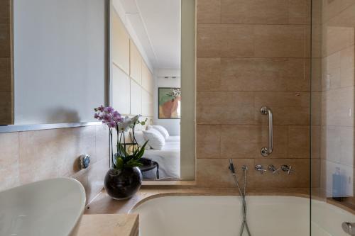 Hilton Florence Metropole - image 4