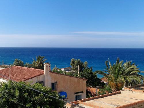 Duplex trouville à 2 pas de la plage (Duplex trouville a 2 pas de la plage) in Ain El Turk