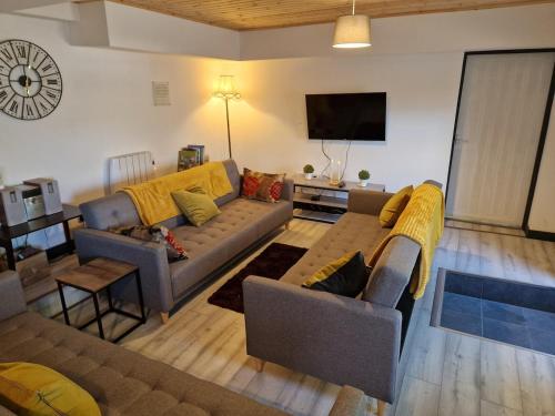Stunning location, Omeath in Ballymascanlan