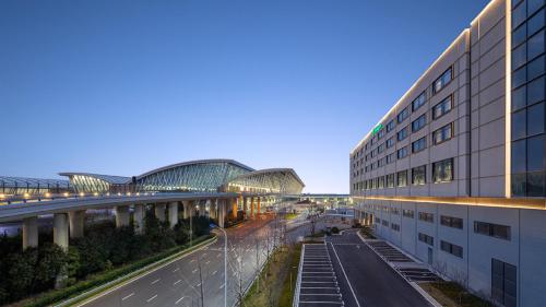 Holiday Inn Shanghai Pudong Airport, an IHG Hotel, Shanghai (photo 3)