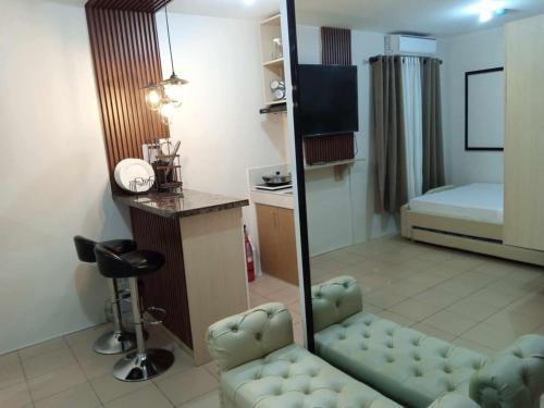 Blessed Life Homestay near NCCC Mall