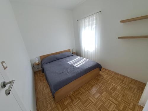 Two-Bedroom Apartment with Terrace image 6