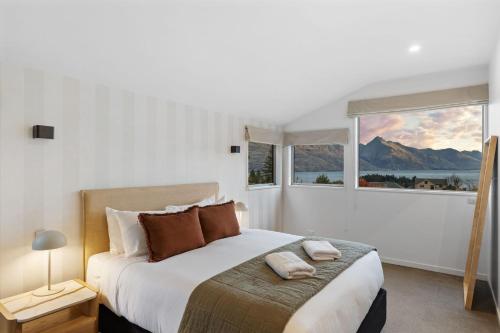 Hillside Haven - image 11