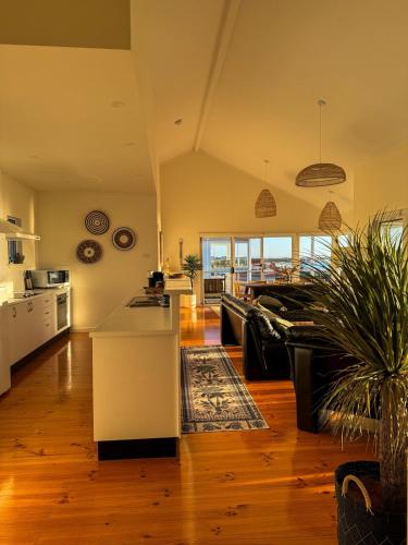 Océane Beach House Marion Bay South Australia (Oceane Beach House Marion Bay South Australia) in Marion Bay