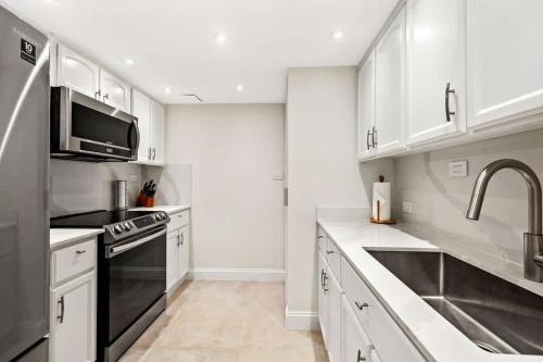 Beachfront Luxury 1BR-Ocean Villas - image 6