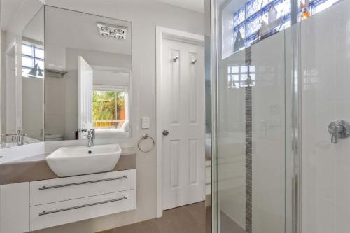 Sails One - Inverloch, Inverloch (zdjęcie 5)