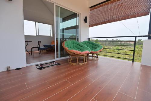 Villa Breeze in Chrous Pichnil